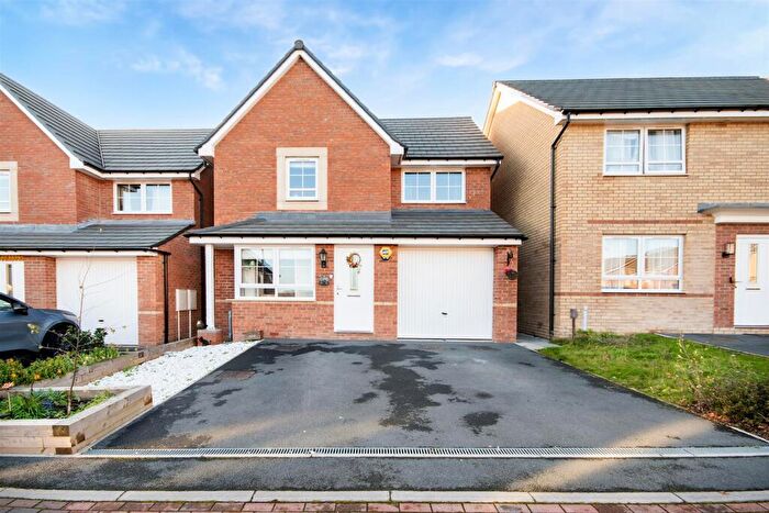 3 Bedroom Detached House For Sale In Banks Way, Catcliffe, Rotherham, S60