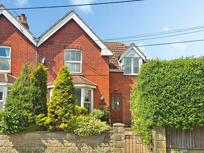 4 Bedroom Semi-Detached House For Sale In Copse Lane, Freshwater, Isle Of Wight, PO40