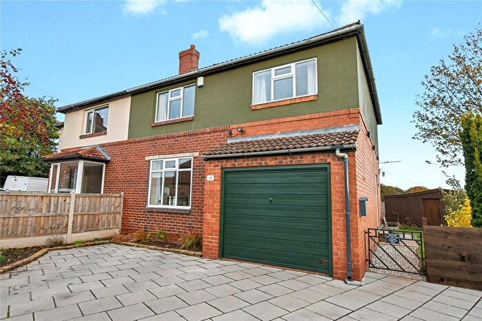 3 Bedroom Semi Detached House For Sale In Croft Avenue, East Ardsley, Wakefield, West Yorkshire, WF3