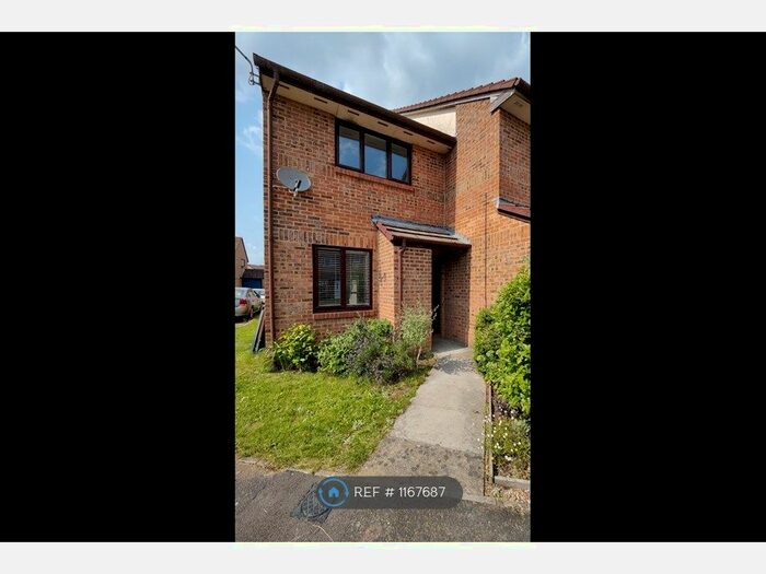 2 Bedroom End Of Terrace House To Rent In Clydesdale Way, Southampton, SO40