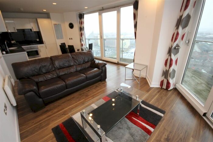 2 Bedroom Flat To Rent In The Heart Blue, Media City Uk, Salford, M50