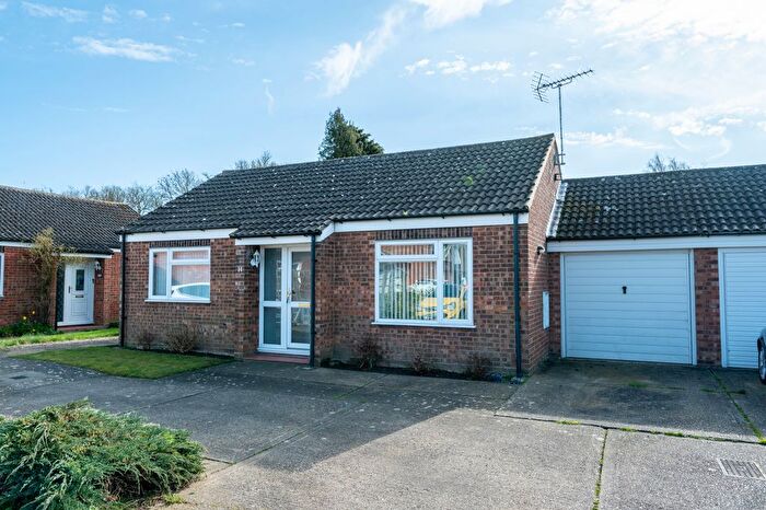 2 Bedroom Detached Bungalow For Sale In Sandy Close, Trimley St. Martin, IP11