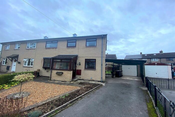 3 Bedroom Semi-Detached House To Rent In Park Crescent, Chapel-En-Le-Frith, High Peak, SK23