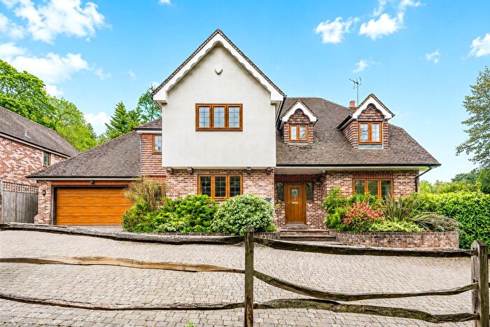 5 Bedroom Detached House For Sale In Vale Wood Drive, Lower Bourne, Farnham, Surrey, GU10
