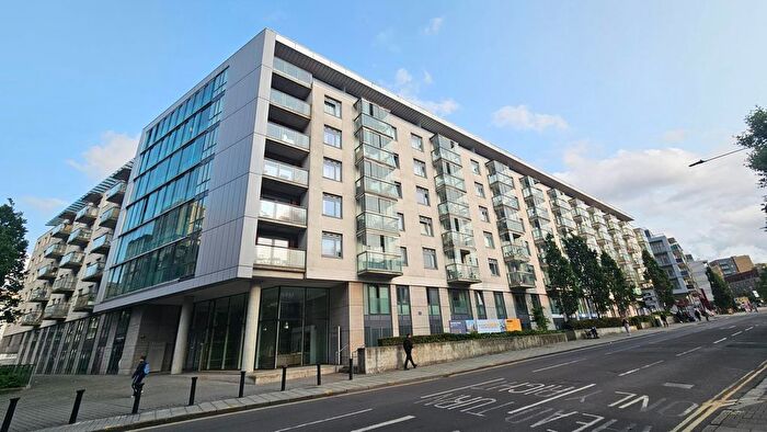2 Bedroom Flat To Rent In Empire Way, Wembley, HA9