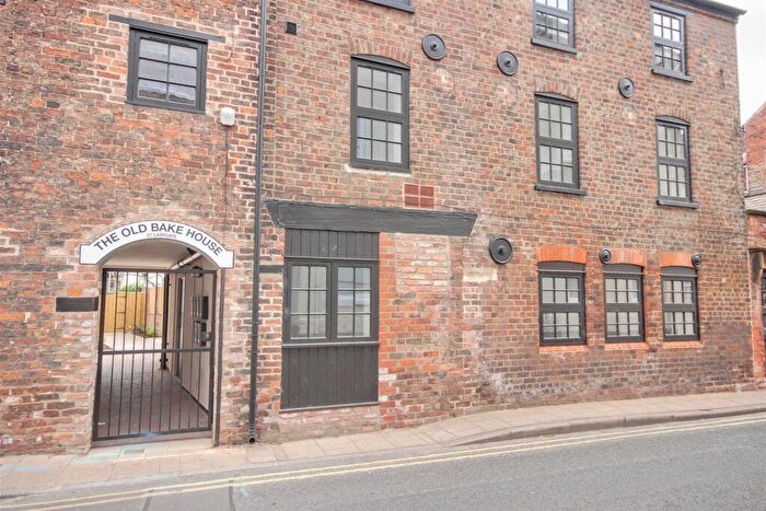 2 Bedroom Apartment For Sale In Saturday Market Place/Lairgate, Beverley, HU17