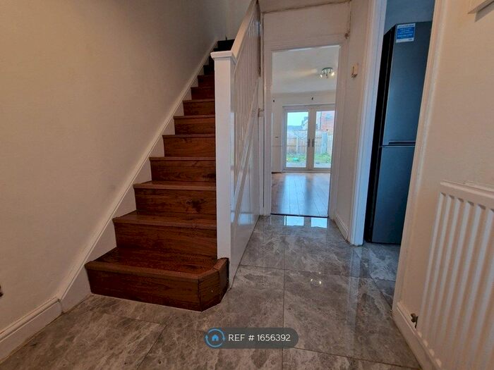 2 Bedroom End Of Terrace House To Rent In The Limes, Kingsnorth, Ashford, TN23