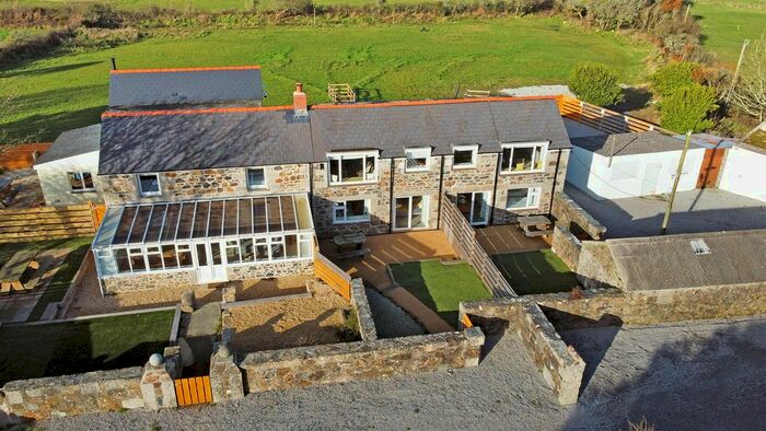 10 Bedroom Property For Sale In Stunning Holiday Complex, Coverack, Lizard Peninsula, TR12