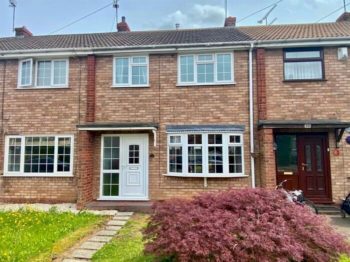3 Bedroom Terraced House To Rent In Atholl Crescent, Stockingford, Nuneaton, CV10