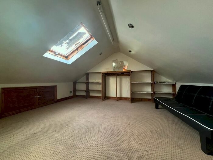 5 Bedroom Terraced House To Rent In Strone Road, London, E7