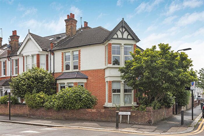 4 Bedroom End Of Terrace House To Rent In Essex Road, Leyton, London, E10