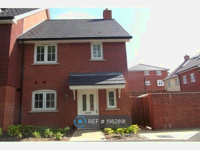 3 Bedroom End Of Terrace House To Rent In Dame Kelly Holmes Way, Tonbridge, TN9
