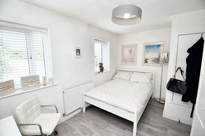 2 Bedroom Semi-Detached House For Sale In Duchy Road, Salford, M6