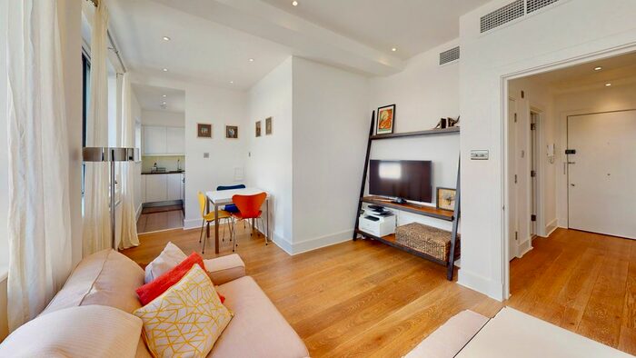 1 Bedroom Flat To Rent In Prospero House, Portsoken Street, London, E1