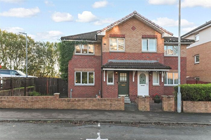 3 Bedroom Semi Detached House For Sale In Queen Elizabeth Gardens, Clydebank, West Dunbartonshire, G81