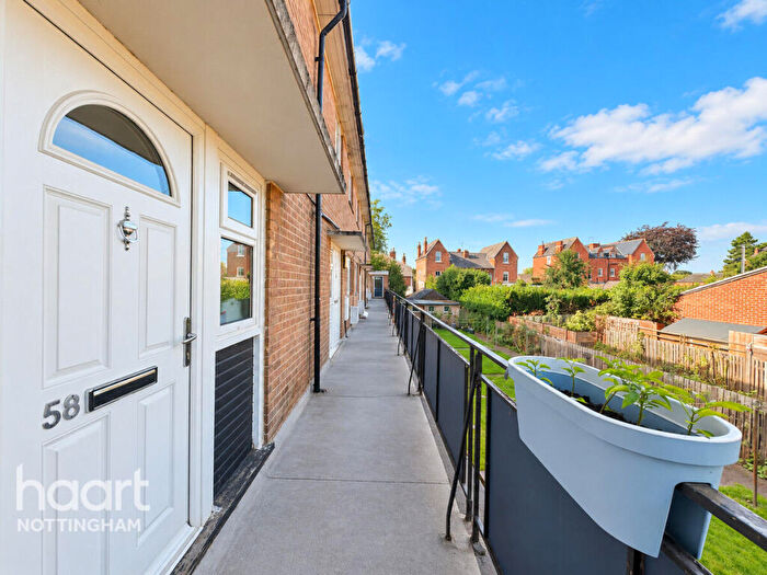 2 Bedroom Duplex For Sale In Queens Road, Radcliffe On Trent, NG12
