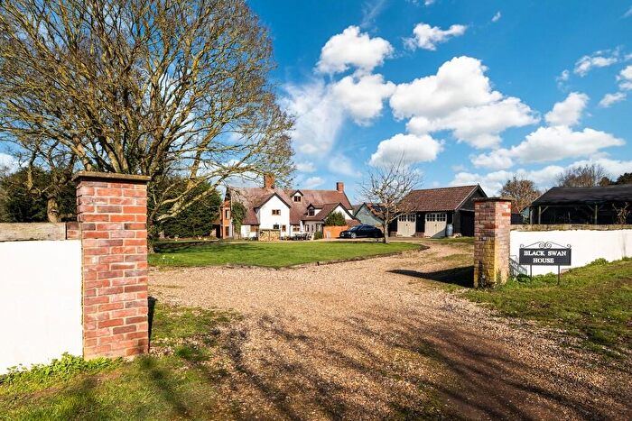 4 Bedroom Detached House For Sale In Bury Road, Wattisfield, IP22