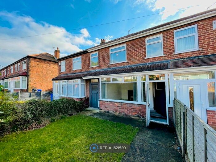 3 Bedroom Semi-Detached House To Rent In Wavertree Road, Manchester, M9