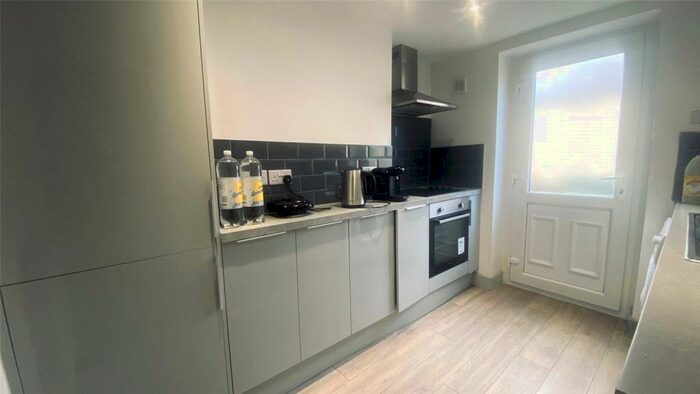 3 Bedroom Terraced House To Rent In Caellepa, Bangor, Gwynedd, LL57