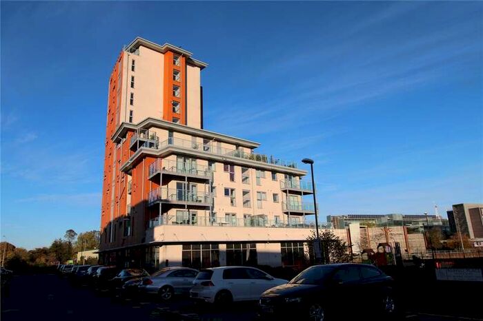 2 Bedroom Flat To Rent In Reavell Place, Ipswich, SuffoLK701, Ip2