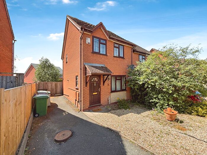 3 Bedroom Semi-Detached House For Sale In Fernwood Close, Wellington, Telford, TF1