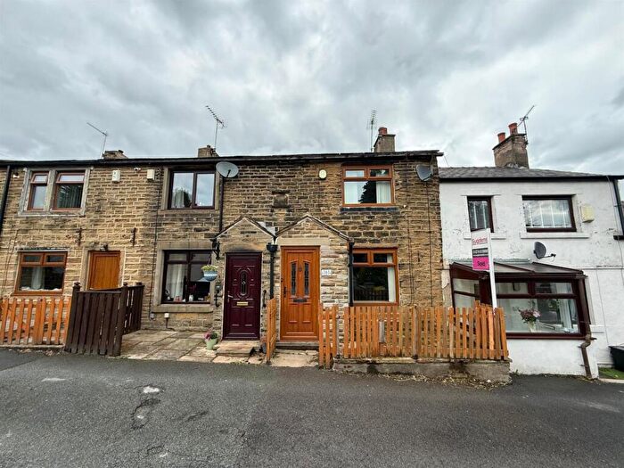 2 Bedroom Property For Sale In Moorside Road, Bradford, BD2