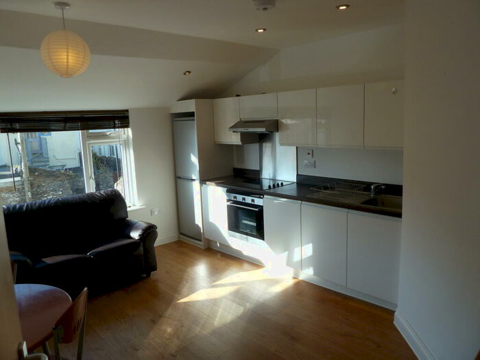 Studio To Rent In Whitefield Terrace Premium Studios, PL4