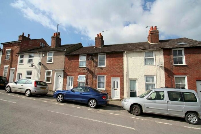 2 Bedroom Terraced House To Rent In Orchard Street, Maidstone, ME15