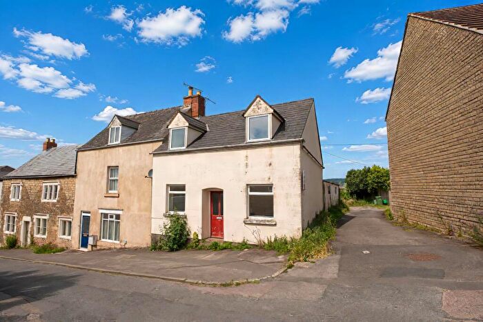 3 Bedroom End Of Terrace House For Sale In Acre Street, Stroud, GL5