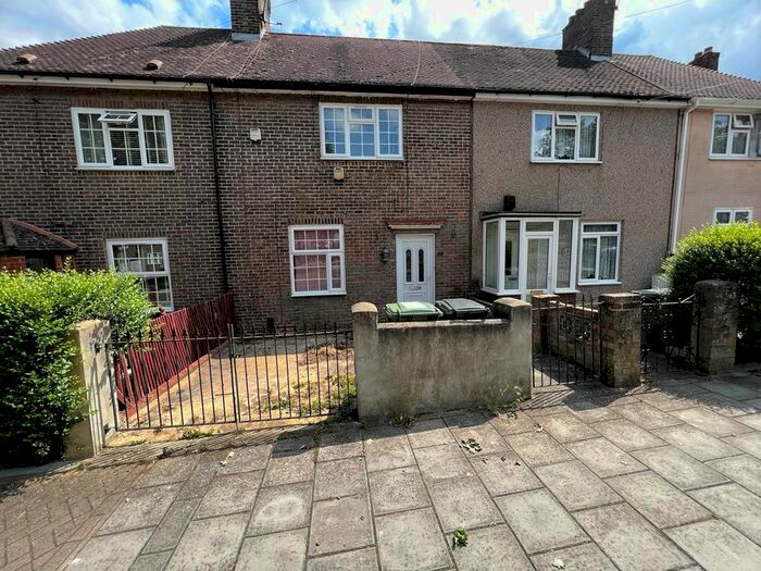 3 Bedroom Terraced House To Rent In Woodbank Road, Bromley, BR1