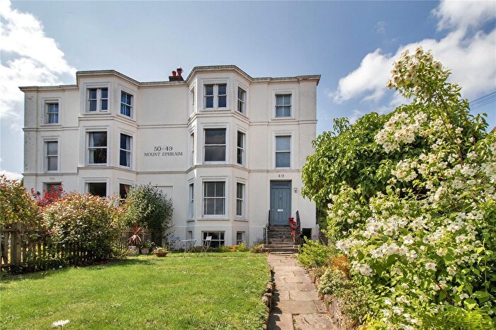 4 Bedroom Semi Detached House For Sale In Mount Ephraim, Tunbridge Wells, Kent, TN4