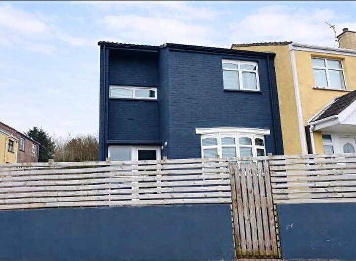 2 Bedroom End Of Terrace House For Sale In Bards Hill, Derry, BT47
