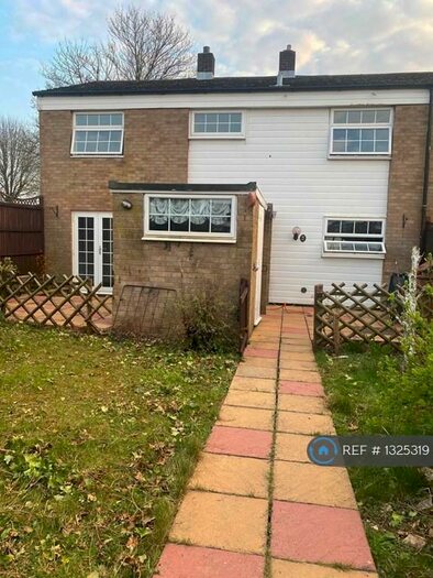4 Bedroom End Of Terrace House To Rent In Wisden Road, Stevenage, SG1