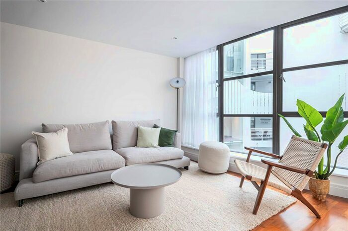 2 Bedroom Flat To Rent In Tavistock Street, Covent Garden, WC2E