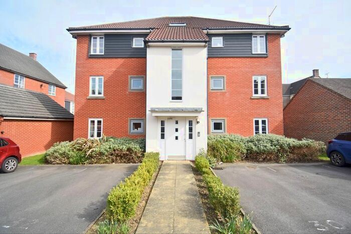 2 Bedroom Flat To Rent In Appleton Drive, Basingstoke, RG24
