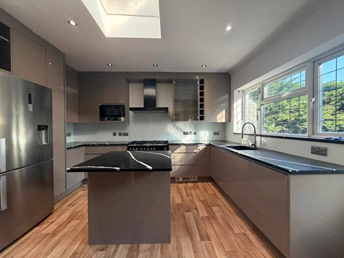 3 Bedroom Semi Detached House To Rent In Rayners Lane, Pinner, HA5