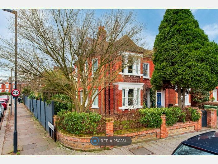 3 Bedroom Maisonette To Rent In Rastell Avenue, Balham, SW2