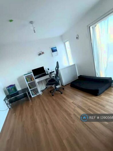 2 Bedroom Flat To Rent In Axis House, London, SE13