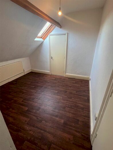 1 Bedroom Flat To Rent In Forest Road, Moseley, Birmingham, West Midlands, B13