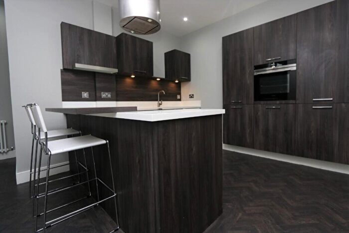 2 Bedroom Flat To Rent In Buchanan Street, Glasgow, G1