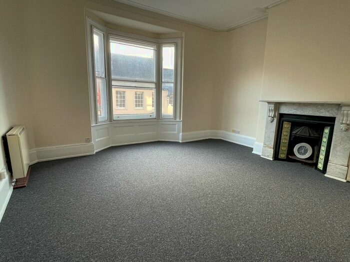 1 Bedroom Flat To Rent In Fore Street, Wellington, TA21