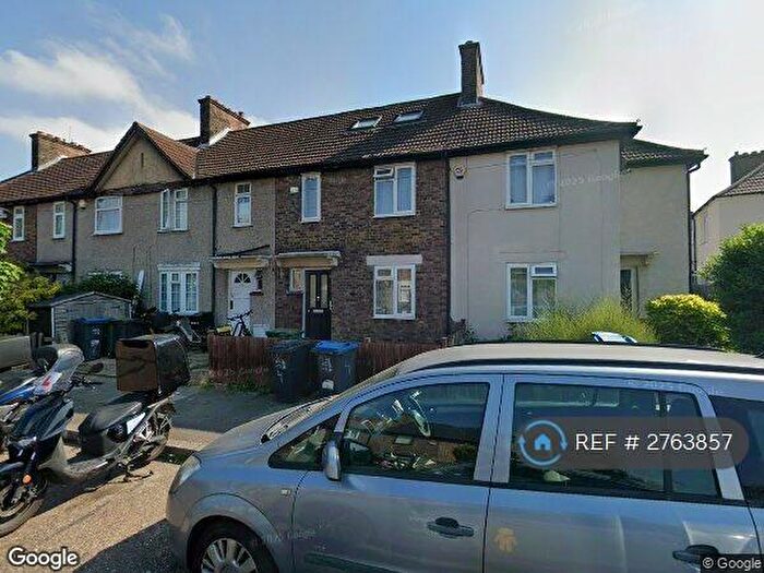 5 Bedroom Terraced House To Rent In Turner Avenue, Mitcham, CR4