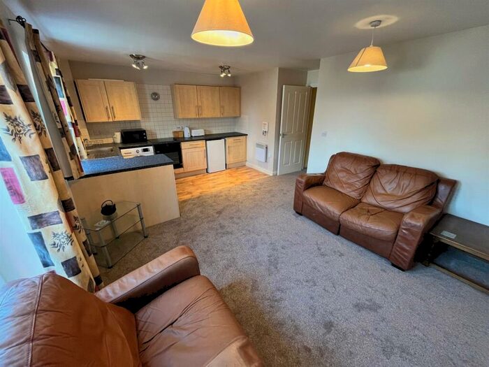 2 Bedroom Apartment To Rent In Quince House, Milton Place, Broad Street, M6