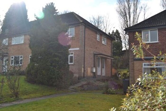2 Bedroom Maisonette To Rent In Sandy Croft, Sutton Coldfield, B72