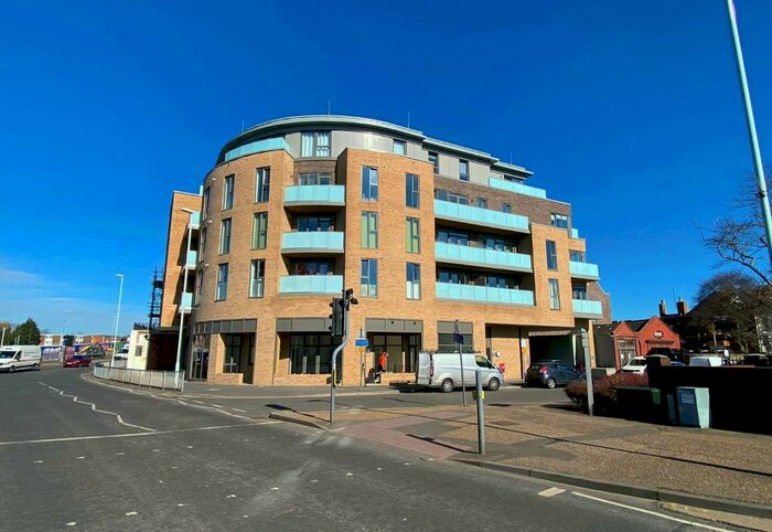2 Bedroom Flat For Sale In Lennox Road, Worthing, BN11
