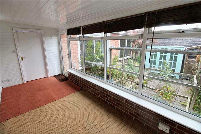 2 Bedroom Detached Bungalow For Sale In Western Drive, Heanor, DE75
