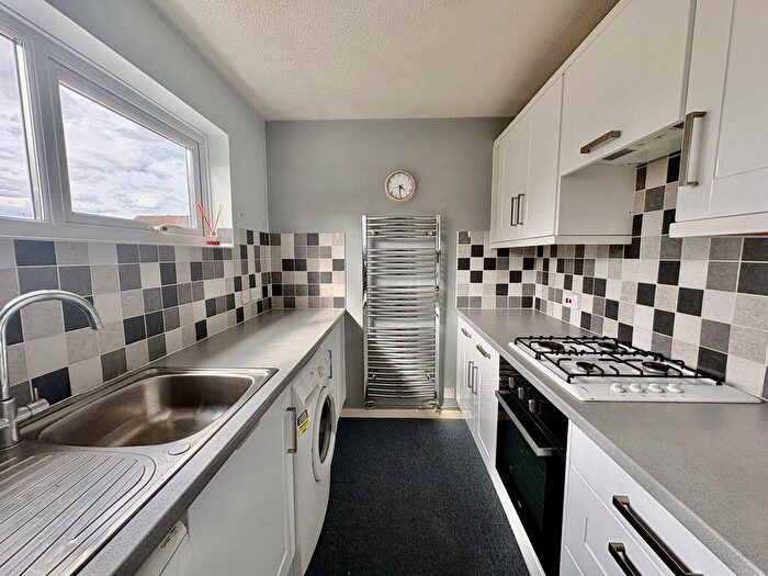 1 Bedroom Flat For Sale In Chalford Flats, No Chain, HP10