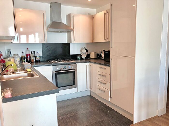 1 Bedroom Flat To Rent In The Crescent, Plymouth, PL1