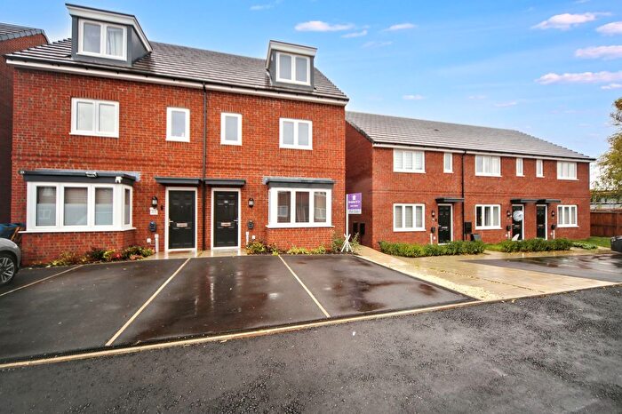 3 Bedroom Semi-Detached House For Sale In Eliot Drive, Wigan, WN3