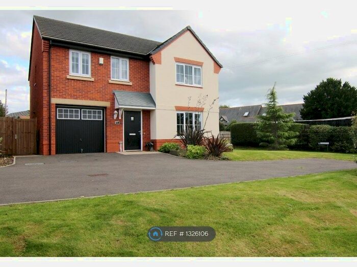 4 Bedroom Detached House To Rent In Shearwater Road, Farndon, Chester, CH3